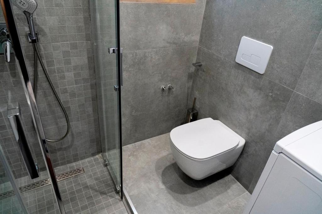 Deluxe Apartment-Swimming Pool Sarandë Eksteriør billede